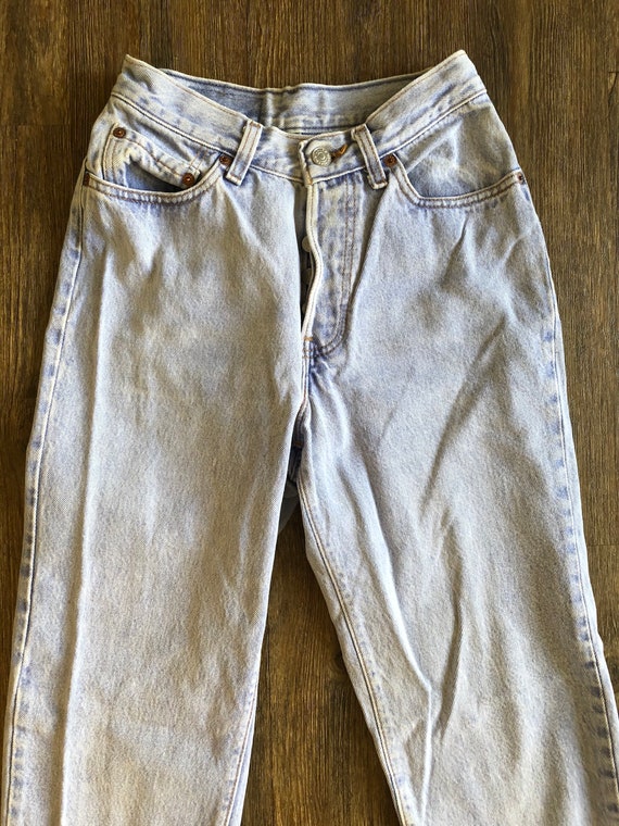 Vintage Levi's Bleach Washed High Waisted - Size 5