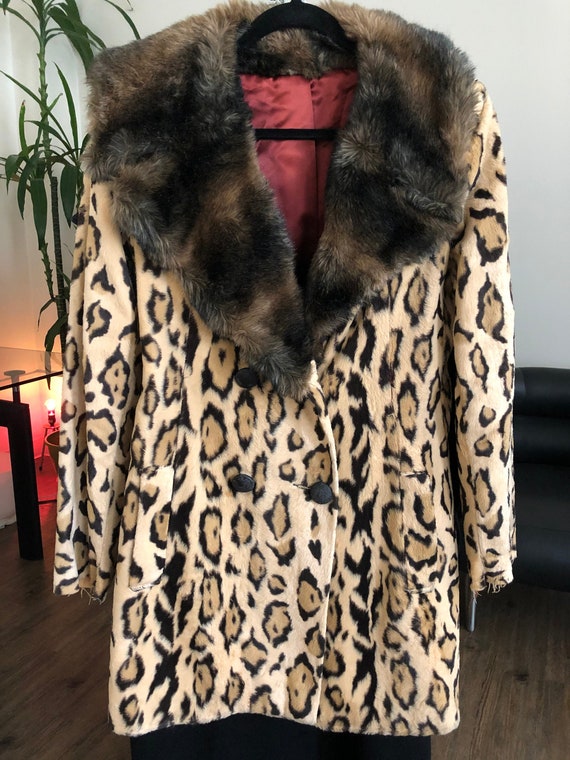 Vintage 1970's Faux Leopard Print Double Breasted Fur… - Gem