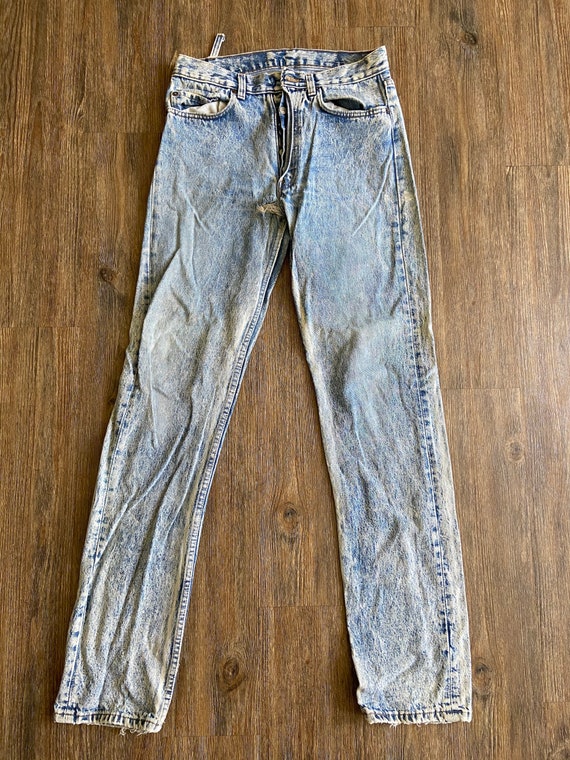 Vintage 501 Levi's Light Wash Denim Jeans - image 1