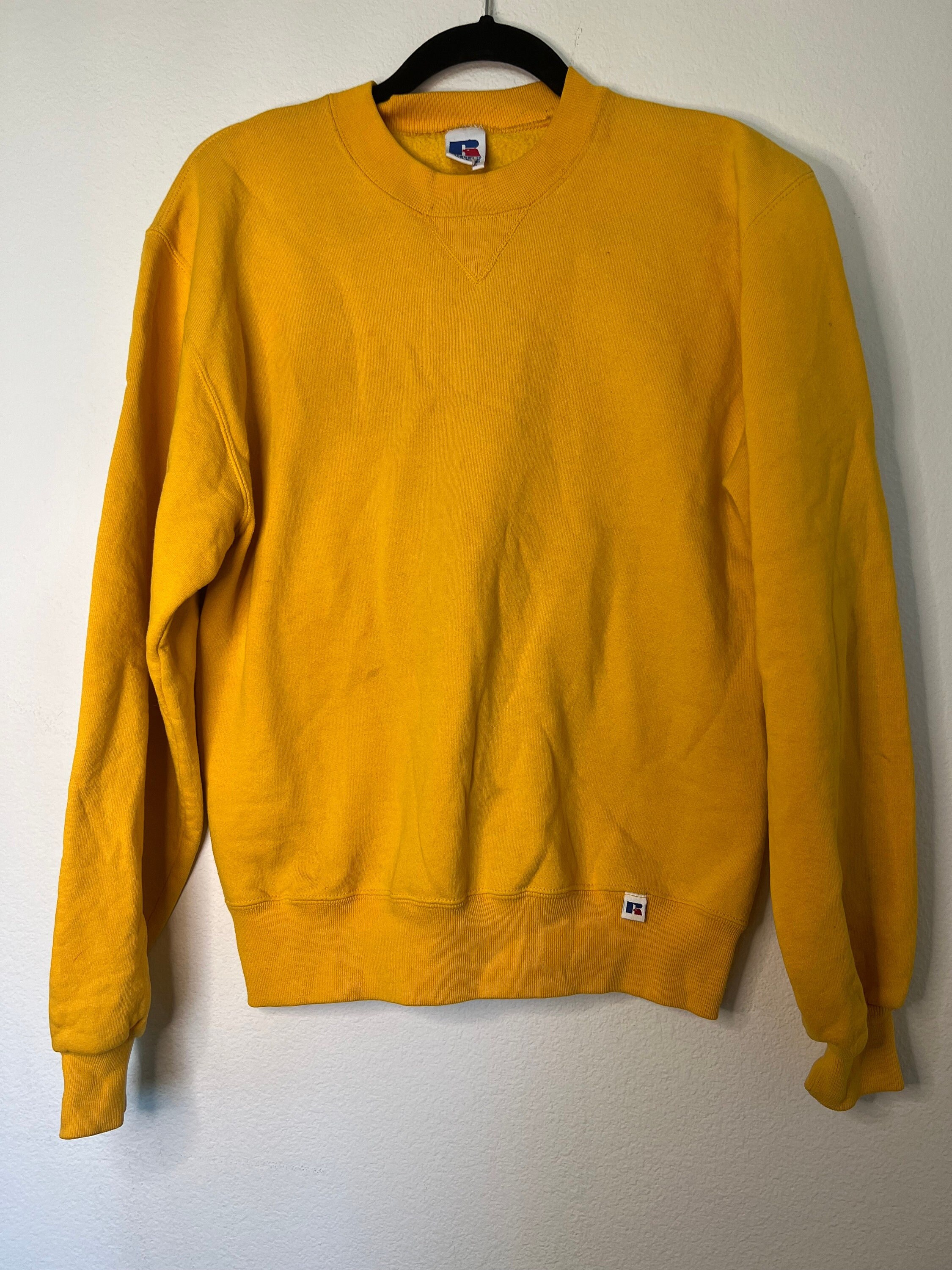 Russell athletic yellow best sale sweatshirt