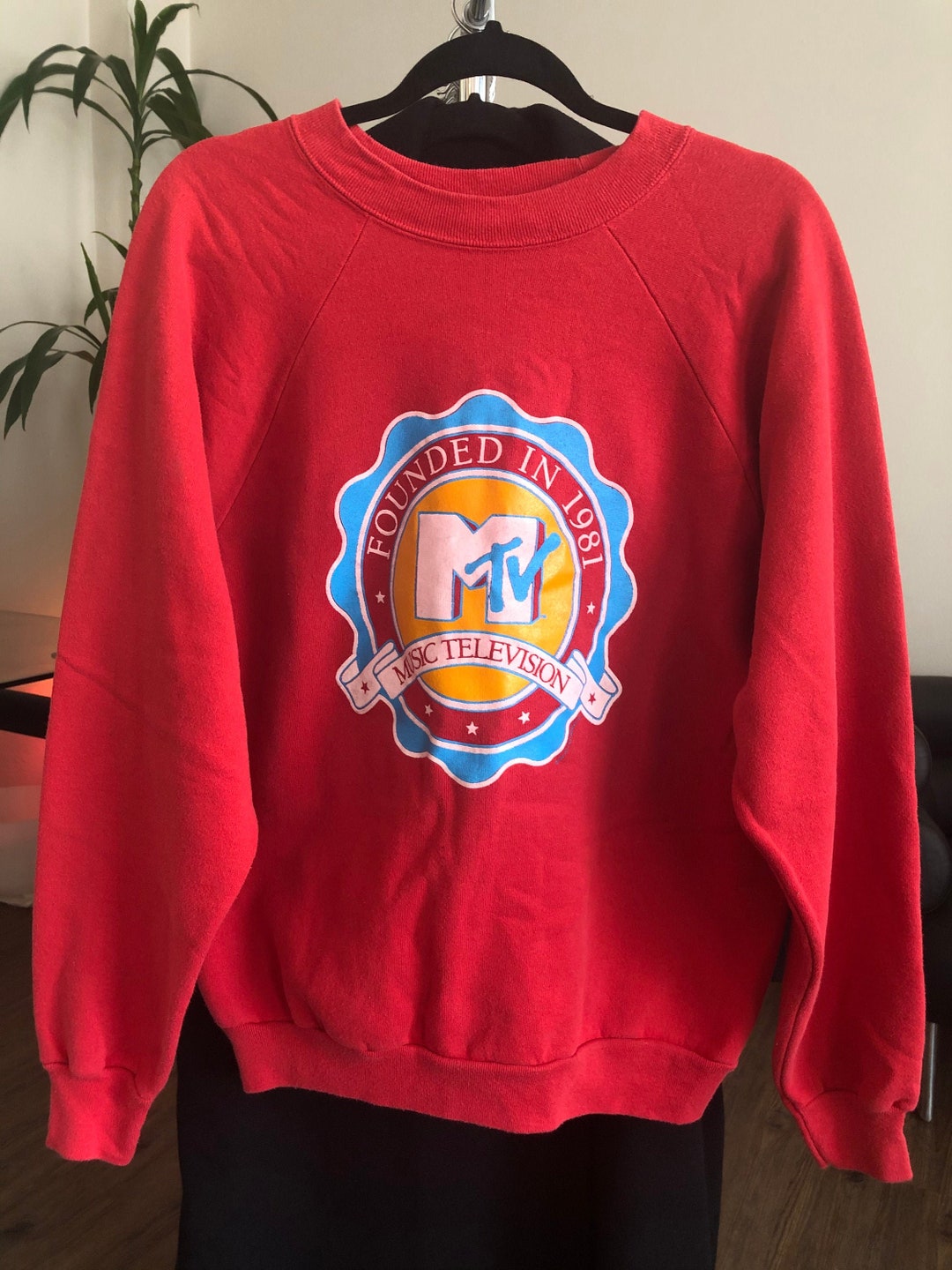 Mtv crewneck sale