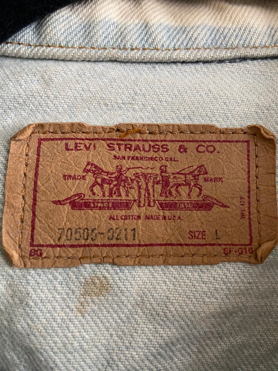 Vintage 4 Pocket Levi's Bleach Washed Denim Jean … - image 5