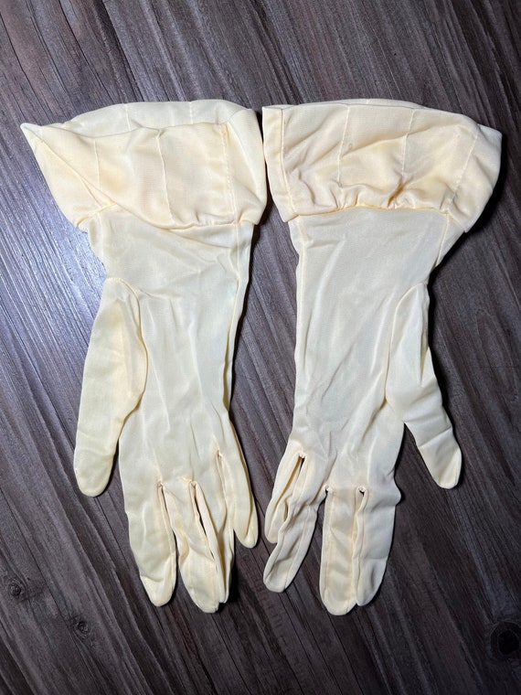 Vintage Sheer Pale Yellow Gauntlet Style Gloves