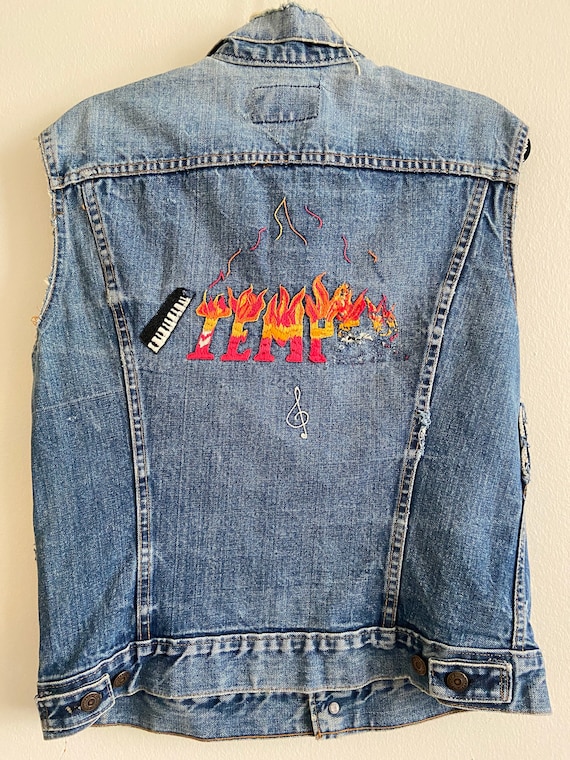 Vintage Levi's 2 Pocket Custom temper 