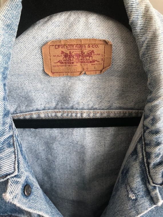 Vintage LEVIS 4 Pocket Denim Jean Jacket - image 2