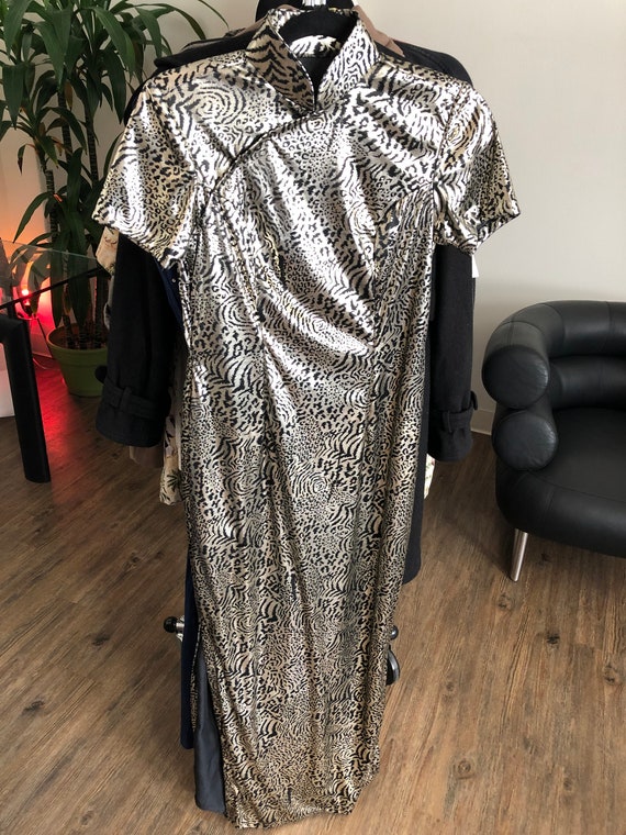 Vintage 1990's Shiny Metallic Silver and Black Le… - image 1