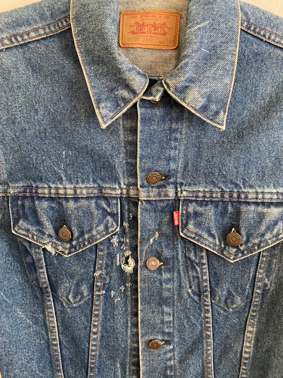 Vintage Levi's 2 Pocket Dark Denim Jean Jacket Cu… - image 2