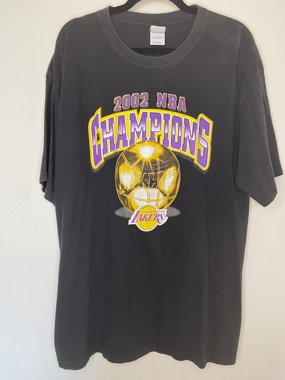 Vintage 2002 NBA Champion Los Angeles Lakers Kobe Bryant & Shaq T-Shirt  X-Large!