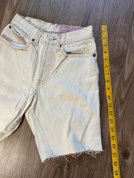 Vintage Levi's White Shrink to Fit Cut Off Denim … - image 7