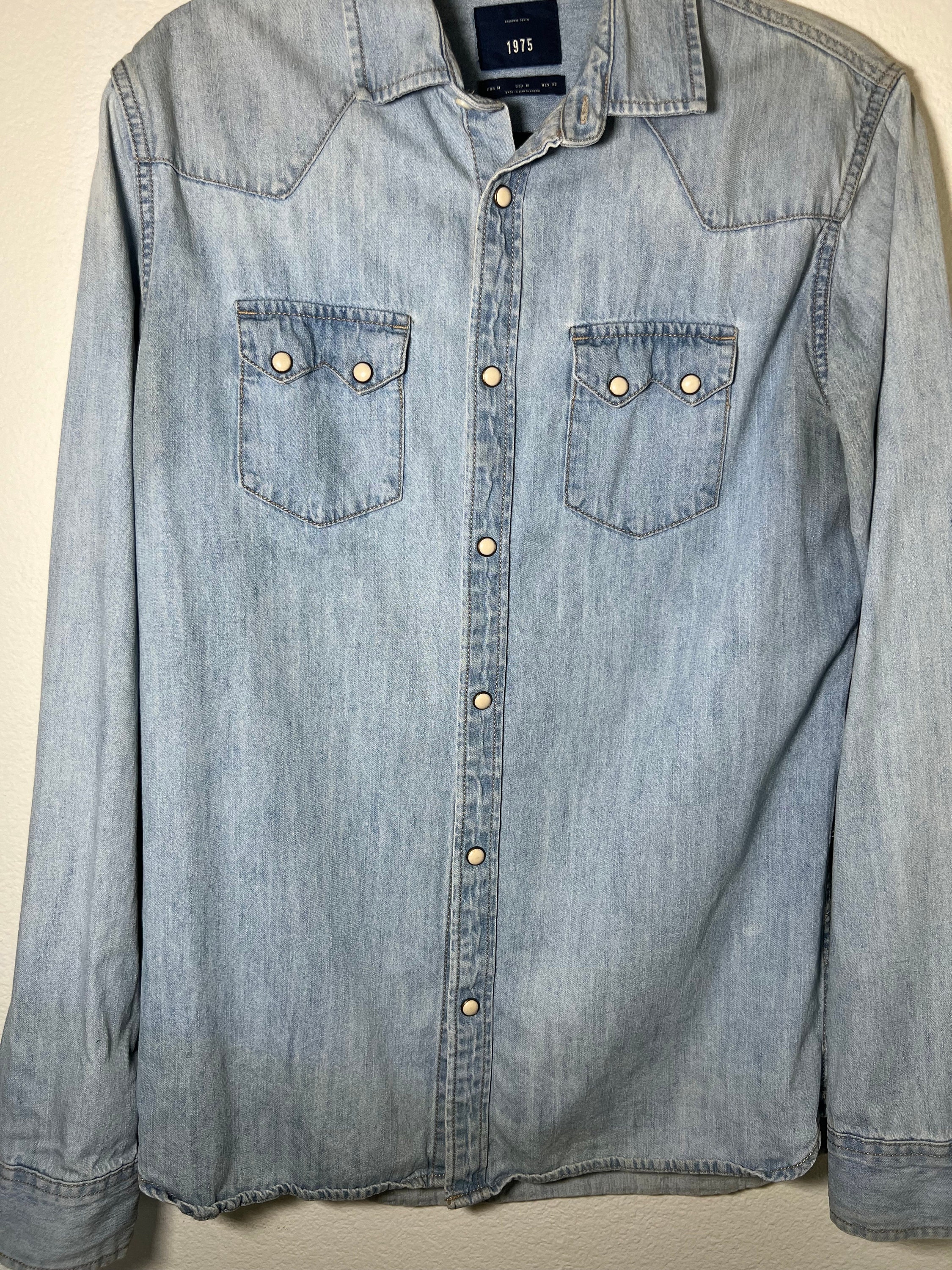 シャツ HUECLOSET Two porket Line Snap Denim Shirt 25KERO213 Women's Two Toned Denim Snap Front Shirt | Women | Lee®