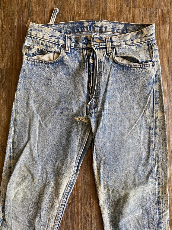 Vintage 501 Levi's Light Wash Denim Jeans - image 2