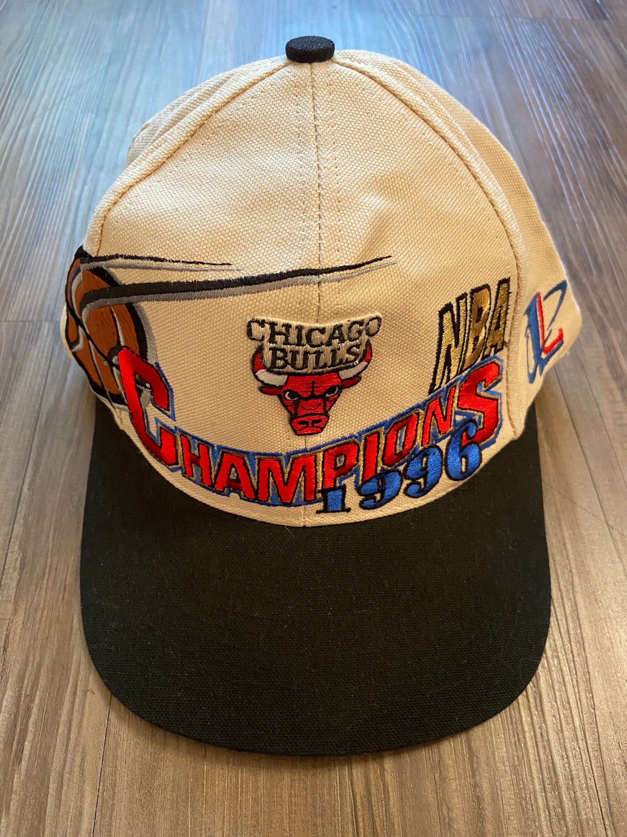 Bulls Champion Cap - Etsy