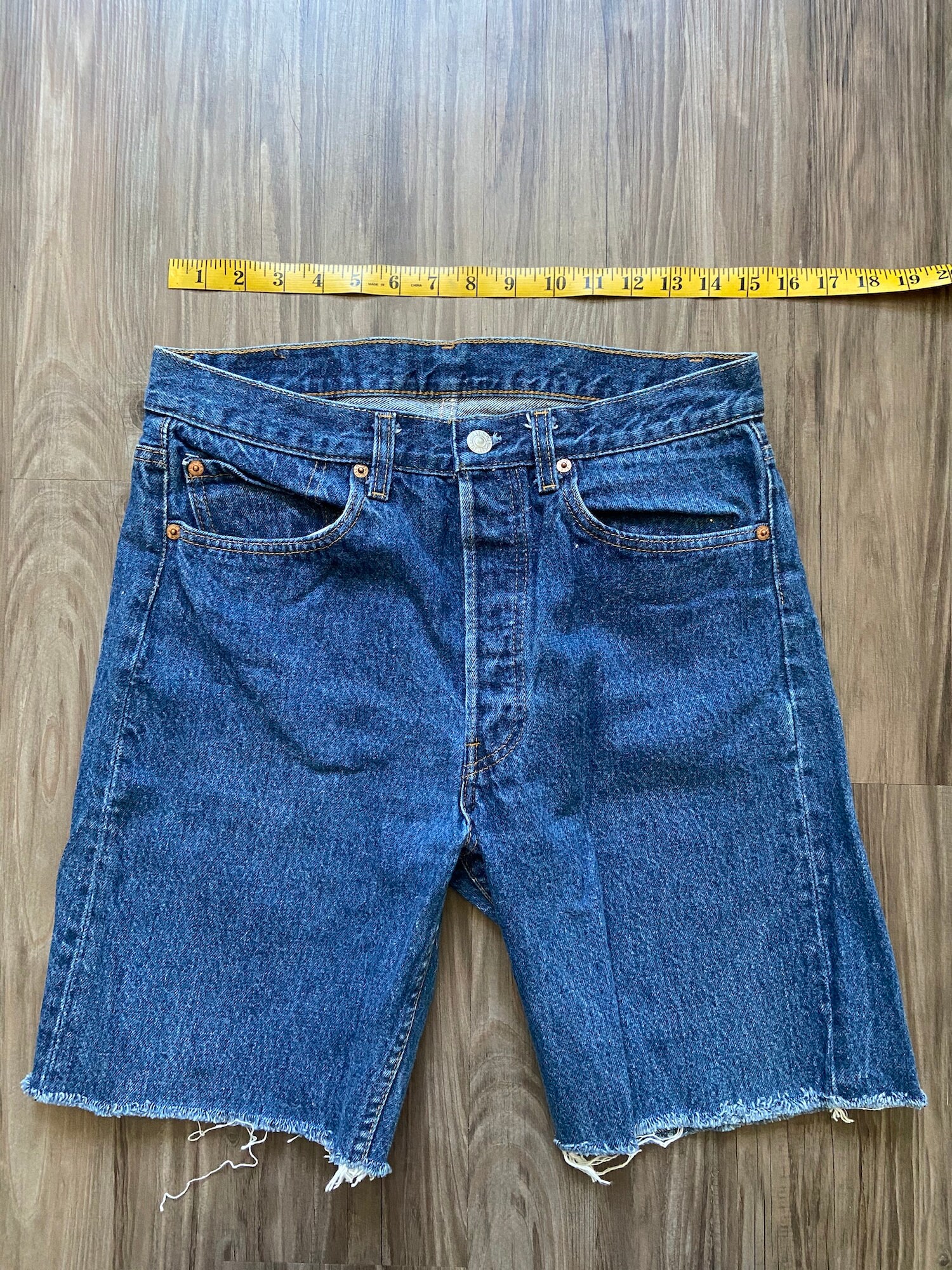 ヴィンテージ リーバイス 501 デニム カットオフ ジーンズ ショート