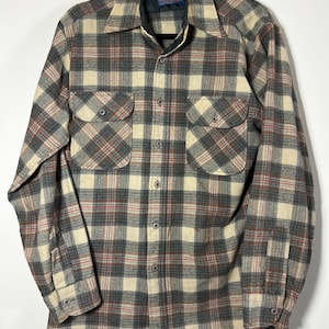 Vintage 1960&#39;s-1970&#39;s Pendleton Wool Board Shirt