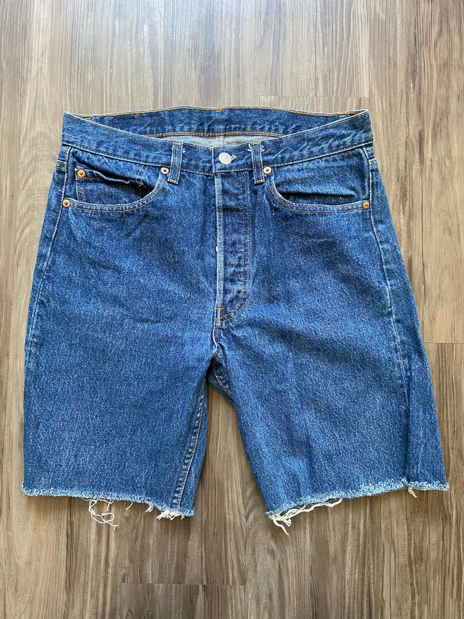 ★VINTAGELevi's 501 デニムショートパンツ カットオフ ヴィンテージ リーバイス 501 デニム カットオフ ジーンズ ショート