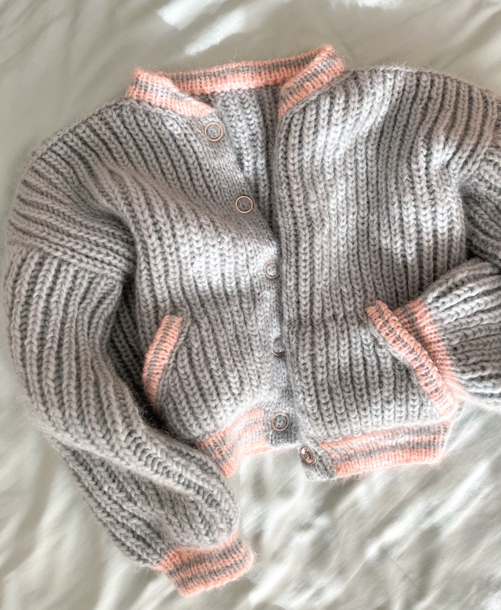 modele tricot pdf kit pull a capuches daphne en laine mohair