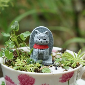 Miniature Fairy Japanese Ksitigarbha Cat Praying-hands Fairy Garden Supplies & Accessories Terrarium Figurines