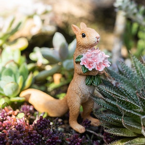 Miniature Fairy Small Squirrel with Pink Flower Fairy Garden Supplies & Accessories Terrarium Figurines