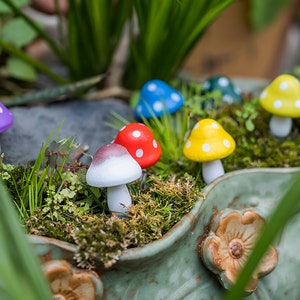 Fairy Garden Accessories Halloween Terrarium Décor. Green Glow in the Dark Miniature Mushrooms 