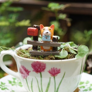 Miniatur Fee kleinen Hund liegen Zaun Briefkasten Fee Gartenbedarf & Zubehör Terrarium Figuren