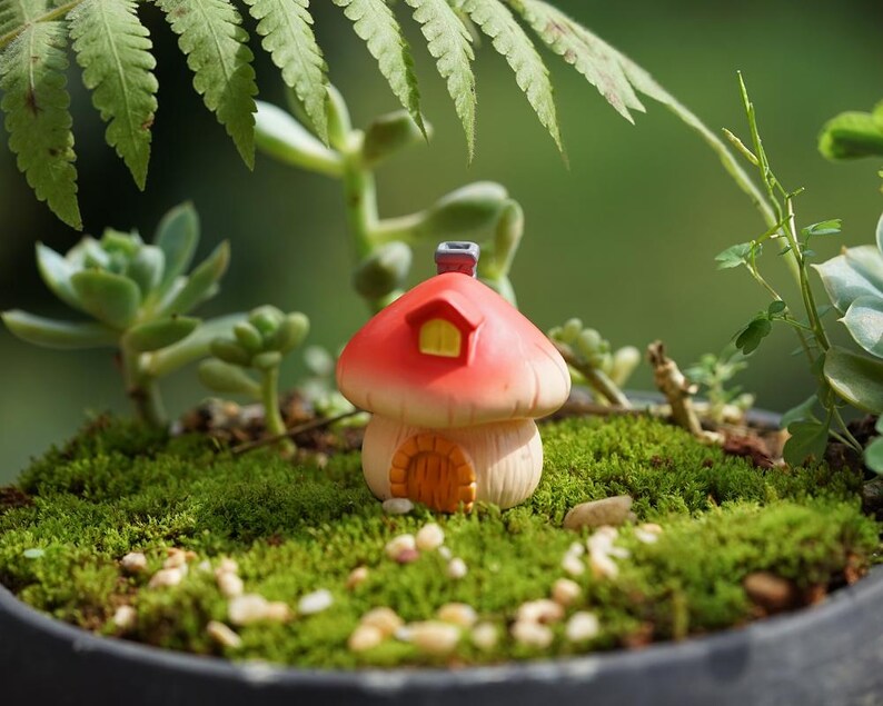 Miniature Fairy Garden House: Resin Mushroom & Morning Glory Figurines ...