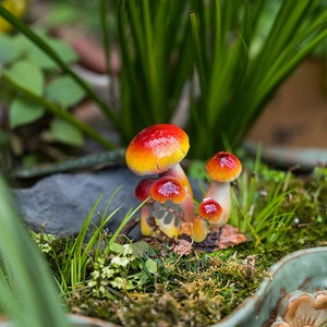 1PC Miniature Fairy Small Multiple Mushroom Fairy Garden Supplies & Accessories Terrarium Figurines
