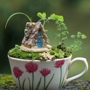 Miniatyrälva Litet stenhus Älvträdgårdstillbehör och terrariumfigurer