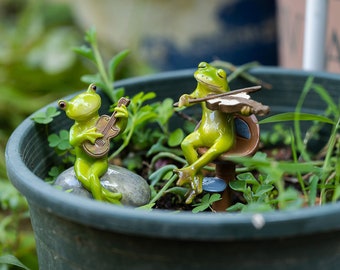 Miniature Fairy Small Two Frogs Play Music Animals Figurines Fairy Garden Supplies & Accessories Terrarium Figurines