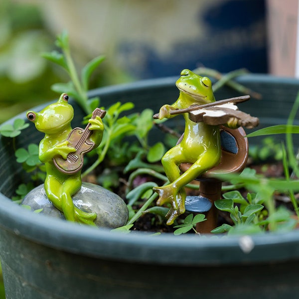 Miniature Fairy Small Two Frogs Play Music Animals Figurines Fairy Garden Supplies & Accessories Terrarium Figurines