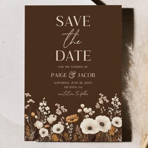 Brown Boho Wildflower Floral Arranjo de flores Casamento Save The Date Cartão | Editável B26