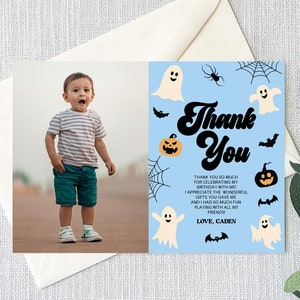 Cartão de agradecimento personalizado com foto de Halloween assustador azul para festa de aniversário | Mensagem de nota de agradecimento editável B5