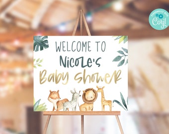 Könnte beinhalten: Willkommen zur Babyparty von Nicole Schild mit weißem Hintergrund, goldenen Buchstaben und grünen Blättern. Das Schild zeigt einen Tiger, ein Zebra, einen Löwen und eine Giraffe.