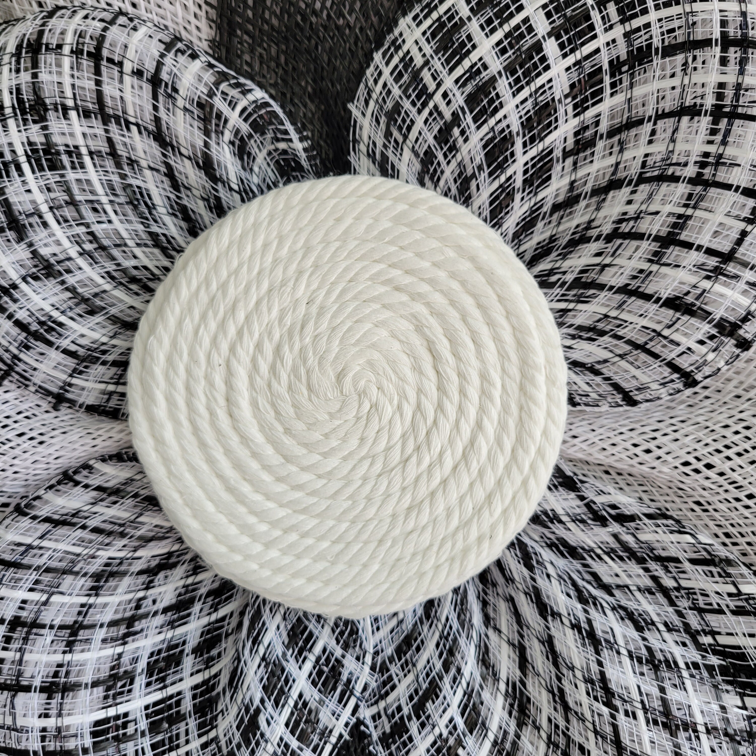 Braided Rope, Flower Wreath Centers, Flower Petal Center, Disc Centers ...