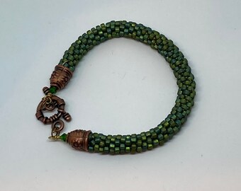 ビーズクロシェブレスレット