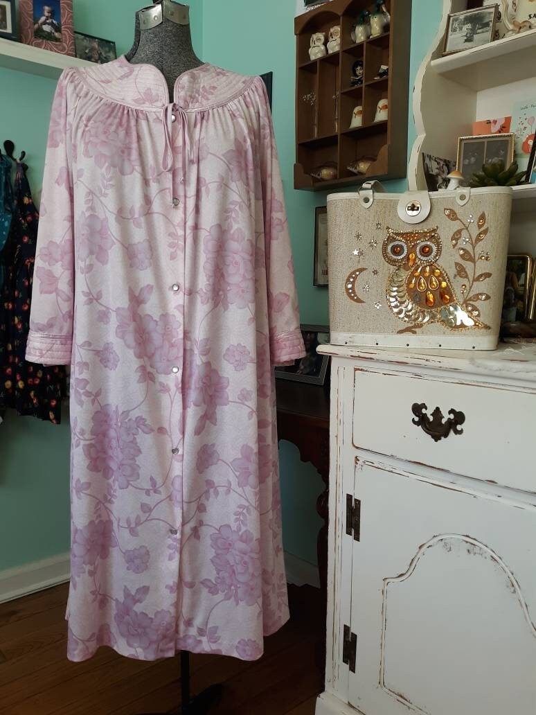 Large Vintage Robe - Etsy