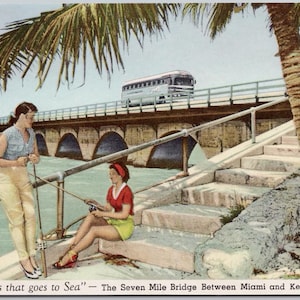 Greyhound Bus Seven Mile Bridge Floride entre Miami et Key West Carte postale de pêche pour femmes Y3