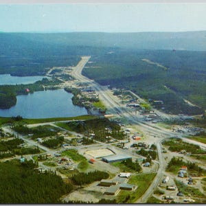Watson Lake Yukon Alaska Highway Miglio 632 YT Canada Cartolina aerea Y3