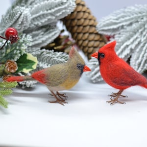 Needle Felted realistic red cardinal(male & female), couple of birds in love. red cardinal gift decoration