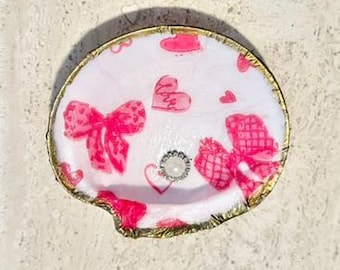 Pink and Red Seashell Trinket Dish Coquette Bow & Heart Jewelry Holder Coastal Ring Dish