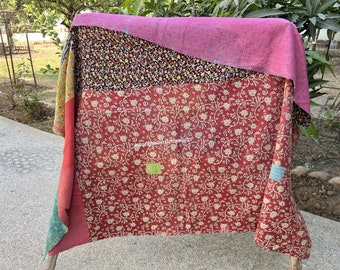 Reversible Kantha Quilt Antique Vintage Kantha Throw Hand stitched Quilt Boho Cotton Quilt Indian Ralli Quilt Handmade Kantha Sofa Bedspread