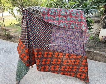 Reversible Kantha Quilt Antique Vintage Kantha Throw Hand stitched Quilt Boho Cotton Quilt Indian Ralli Quilt Handmade Kantha Sofa Bedspread