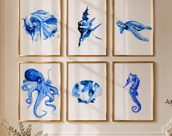 Blaues Aquarell-Muschelposter, Küsten-Wandkunst, Oktopus-Badezimmerdeko, Strandhaus-Druckvorlage, Maritime Schlafzimmerkunst, Einzeldruck oder Set