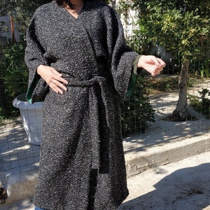 Coat wool tweed inspired by the Japanese kimono, handmade.
