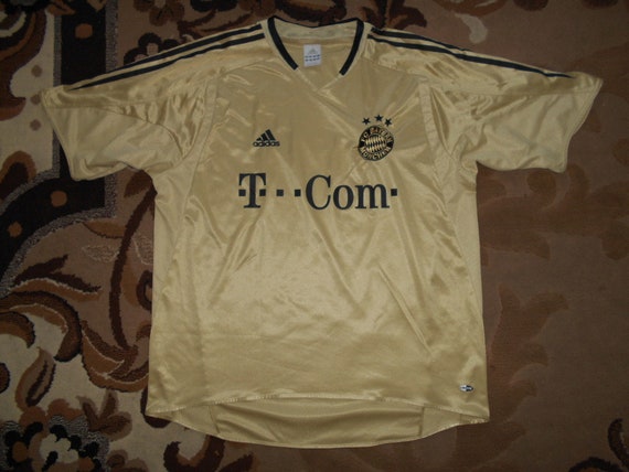 bayern munich gold jersey