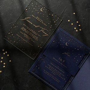 Starry night themed acrylic invitation with navy blue mid night blue envelope afbeelding 9