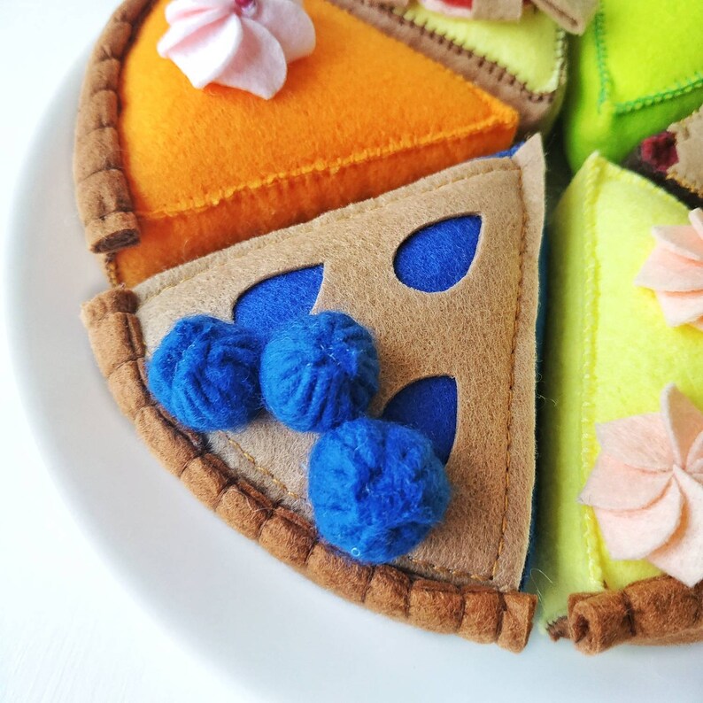 Felt play food. Felt toy cake slices. Pretend kitchen play Etsy