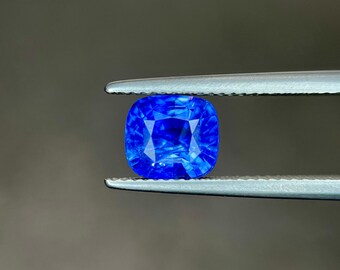 Natural Blue Sapphire 2.87 carats gemstone, Cornflower Blue Sapphire, Heated only, Dimensions- 7.7x7.0x5.4 mm, Ceylon Sapphire, good clarity