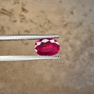 Natural Burma Ruby 7.5x5.5x2.6 mm Oval-shaped faceted gemstone pinkish red color weight-1.09 carats HEATED Eye clean quality Loose gemstone