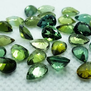 Natuurlijke groene toermalijn 4x3/5x3/5x4/6x4/6x5/7x5/8x5/8x6/9x6 mm Peervormig gefacetteerd, gekalibreerd, kwaliteit-VS, open groene kleur, losse edelsteen