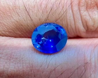 Natural Blue Sapphire 10.7x9.1x5.4 mm oval shaped faceted gemstone, weight- 4.33 carats, Royal Blue Heated Sapphire, Ceylon Sapphire,